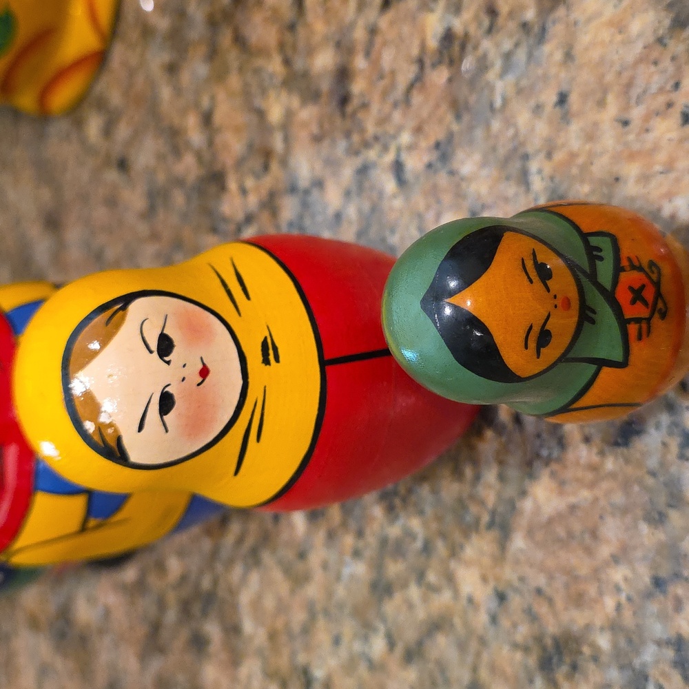 3 Russian Wooden Nesting Dolls - Picture 5 of 11